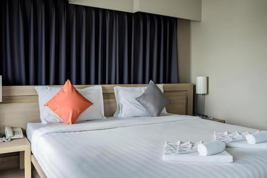 Chinotel Phuket Ngoại thất bức ảnh